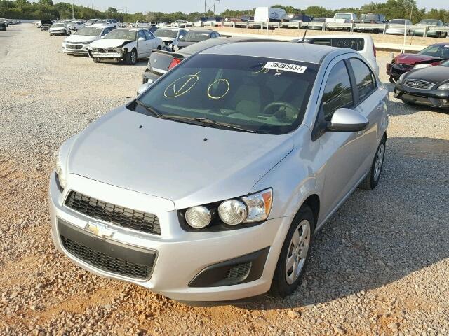 1G1JA5SH9E4241386 - 2014 CHEVROLET SONIC LS 银色 照片 2