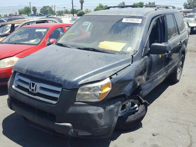 5FNYF28126B021484 - 2006 HONDA PILOT LX BLUE photo 2