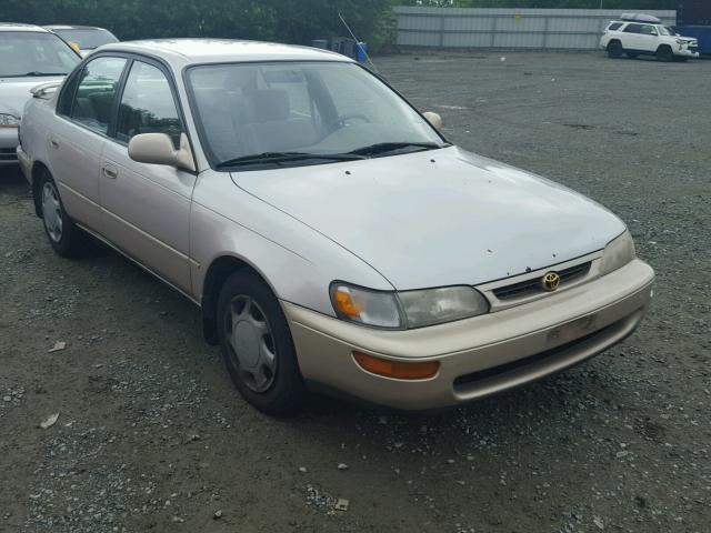 1NXBB02E2VZ583971 - 1997 TOYOTA COROLLA DX GOLD photo 1