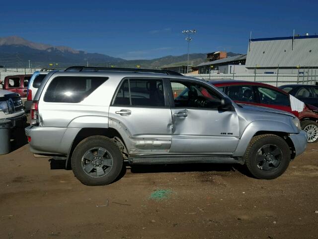 JTEBU14R658046349 - 2005 TOYOTA 4RUNNER SR SILVER photo 9