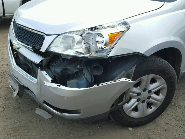 1GNER13D89S116653 - 2009 CHEVROLET TRAVERSE L SILVER photo 9