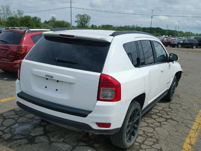 1C4NJCEB7CD683889 - 2012 JEEP COMPASS LA WHITE photo 4