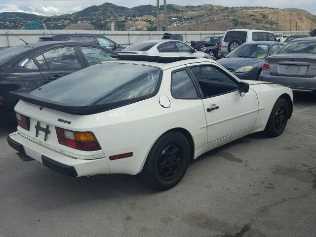 WP0AB0941JN472670 - 1988 PORSCHE 944 WHITE photo 4