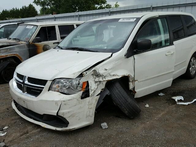 2D4RN4DG7BR603532 - 2011 DODGE GRAND CARA WHITE photo 9