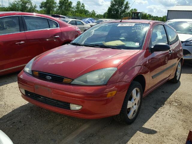3FAFP31363R180367 - 2003 FORD FOCUS ZX3 RED photo 2