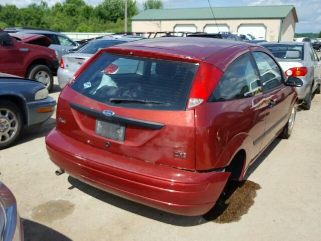 3FAFP31363R180367 - 2003 FORD FOCUS ZX3 RED photo 4