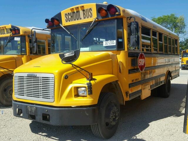 4UZAAXAK92CJ98939 - 2002 FREIGHTLINER CHASSIS FS 黄色 照片 2