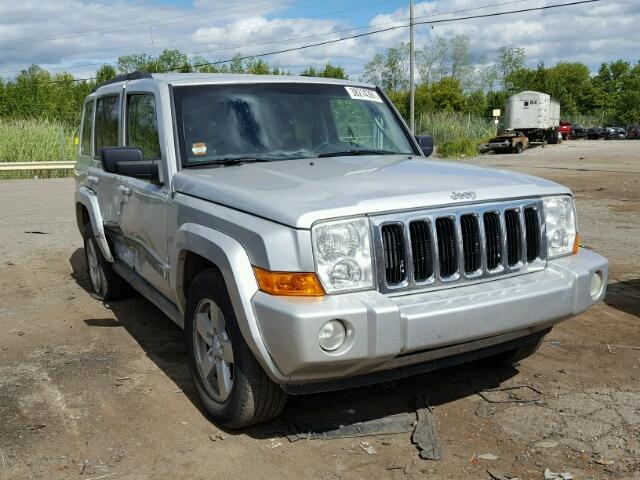 1J8HG48K98C248133 - 2008 JEEP COMMANDER SILVER photo 1