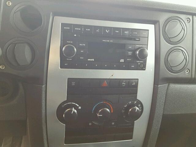 1J8HG48K98C248133 - 2008 JEEP COMMANDER SILVER photo 9