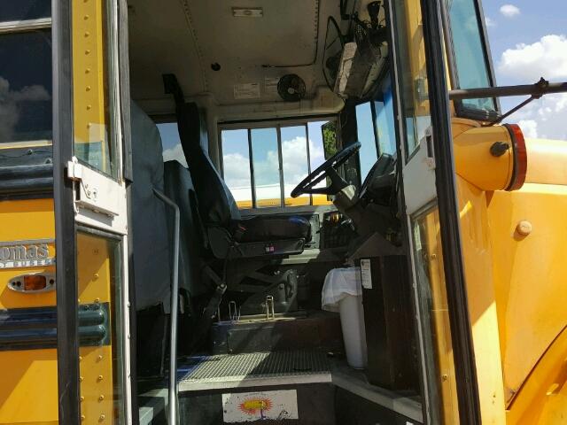 4UZAAXAK24CM08977 - 2004 FREIGHTLINER CHASSIS FS 黄色 照片 5