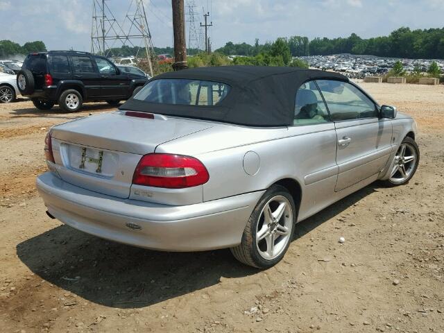 YV1NC56D5YJ007305 - 2000 VOLVO C70 TURBO SILVER photo 4