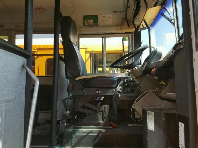 4UZAAXAK73CK84025 - 2003 FREIGHTLINER CHASSIS FS 黄色 照片 5