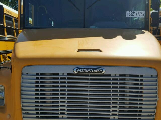 4UZAAXAK73CK84025 - 2003 FREIGHTLINER CHASSIS FS 黄色 照片 9