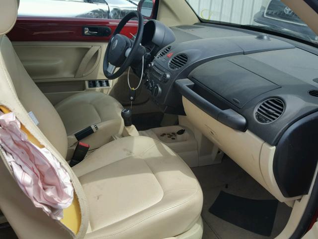 3VWPF31Y78M400050 - 2008 VOLKSWAGEN NEW BEETLE 红色 照片 5