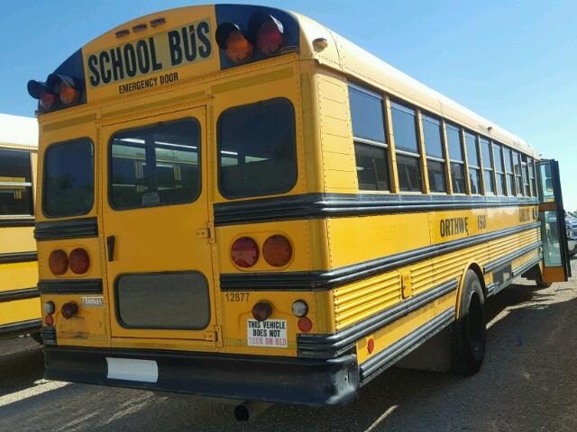 4UZAAXAK62CJ47947 - 2002 FREIGHTLINER CHASSIS FS 黄色 照片 4