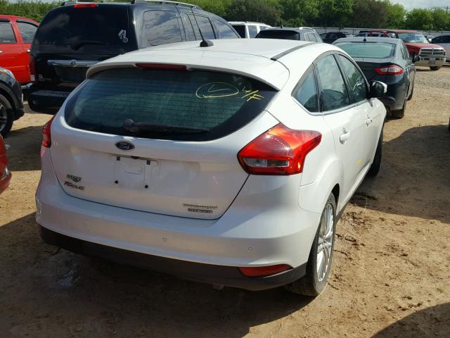 1FADP3N21FL255391 - 2015 FORD FOCUS TITA WHITE photo 4