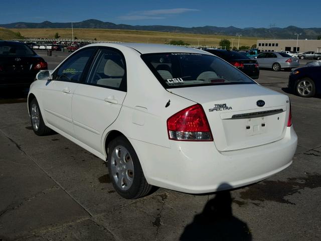 KNAFE221195667279 - 2009 KIA SPECTRA EX WHITE photo 3