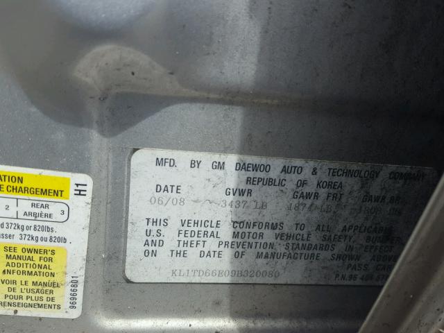 KL1TD66E09B320080 - 2009 CHEVROLET AVEO LS SILVER photo 10