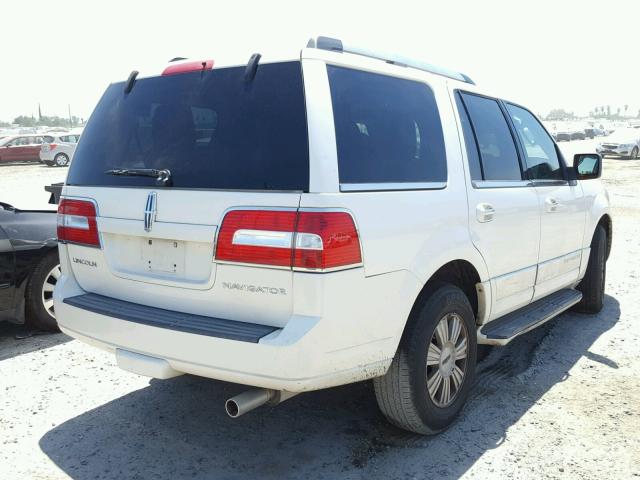 5LMFU27528LJ19022 - 2008 LINCOLN NAVIGATOR კრემისფერი ფოტო 4