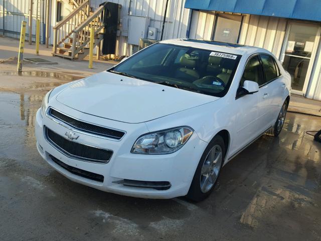 1G1ZD5E02AF138888 - 2010 CHEVROLET MALIBU 2LT WHITE photo 2