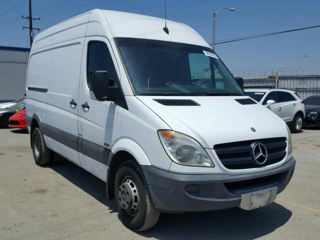 WD3PF3CCXB5508755 - 2011 MERCEDES-BENZ SPRINTER 3 WHITE photo 1