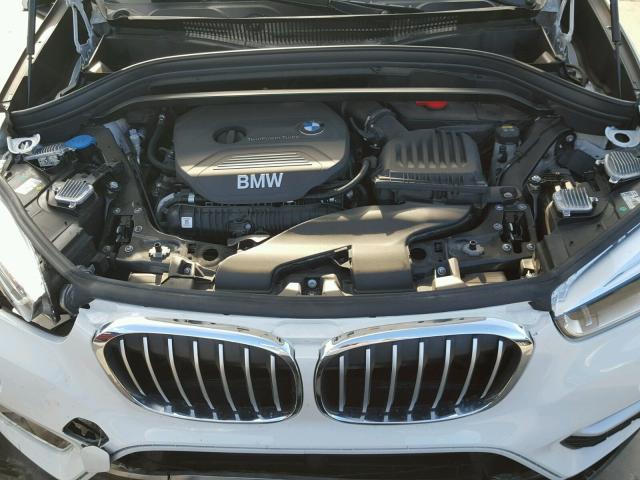 WBXHU7C3XH5H36485 - 2017 BMW X1 SDRIVE2 WHITE photo 7