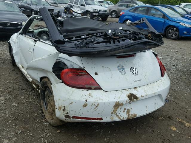 3VW517AT5GM823158 - 2016 VOLKSWAGEN BEETLE S/S 白色 照片 3