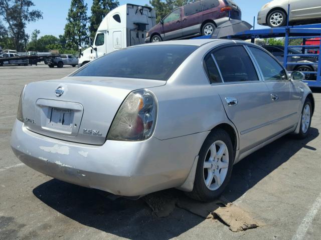 1N4AL11E73C278219 - 2003 NISSAN ALTIMA BAS SILVER photo 4