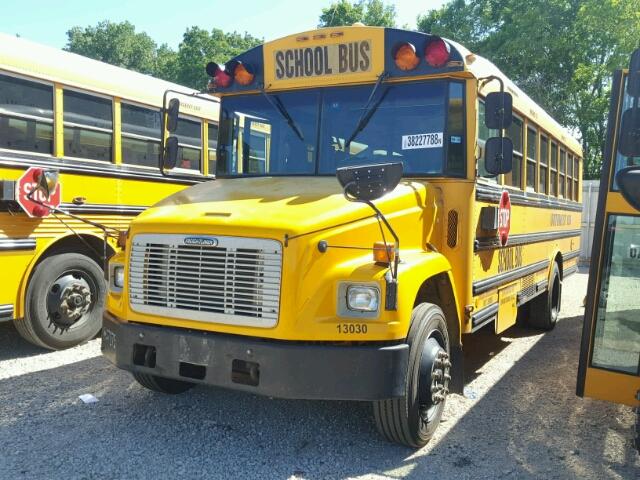 4UZAAXAK92CJ98942 - 2002 FREIGHTLINER CHASSIS FS 黄色 照片 2