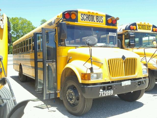 4DRBRAAN53B954021 - 2003 IC CORPORATION 3000 黄色 照片 1