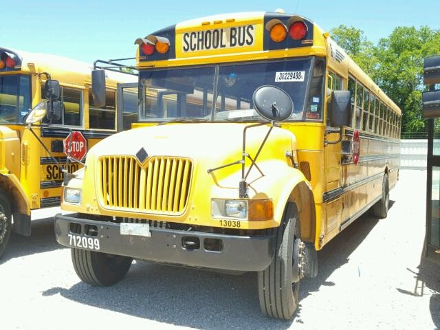 4DRBRAAN53B954021 - 2003 IC CORPORATION 3000 黄色 照片 2