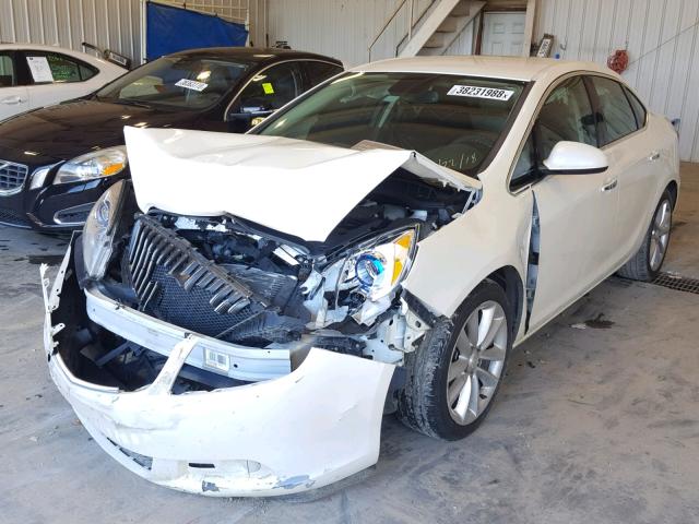 1G4PR5SK6D4117172 - 2013 BUICK VERANO CON WHITE photo 2