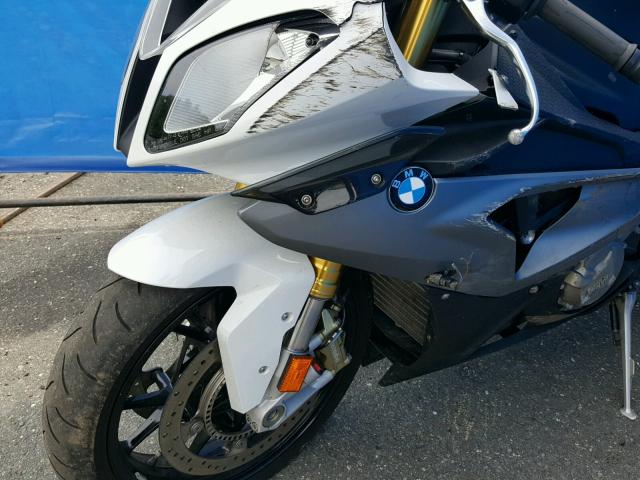 WB1053409EZL19426 - 2014 BMW S 1000 RR TWO TONE photo 9