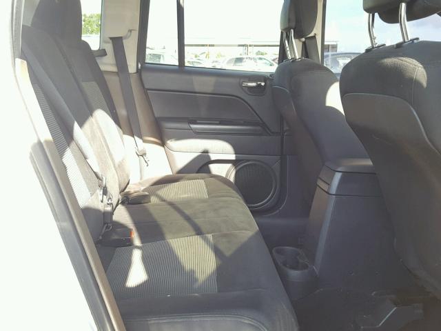 1C4NJCBA6CD550505 - 2012 JEEP COMPASS SP WHITE photo 6