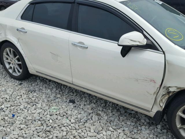 1G1ZE5E19BF329618 - 2011 CHEVROLET MALIBU LTZ 白色 照片 9