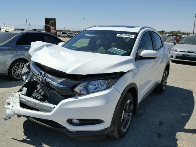 3CZRU5H72JM711251 - 2018 HONDA HR-V EXL WHITE photo 2