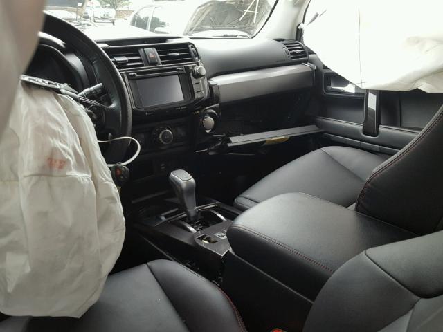 JTEBU5JR9G5292263 - 2016 TOYOTA 4RUNNER SR WHITE photo 5