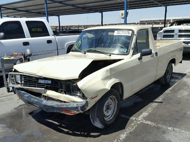 JM2UC121XC0559222 - 1982 MAZDA B2000 CREAM photo 2