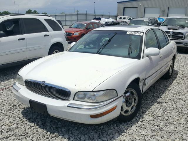 1G4CU5211V4607590 - 1997 BUICK PARK AVENU WHITE photo 2