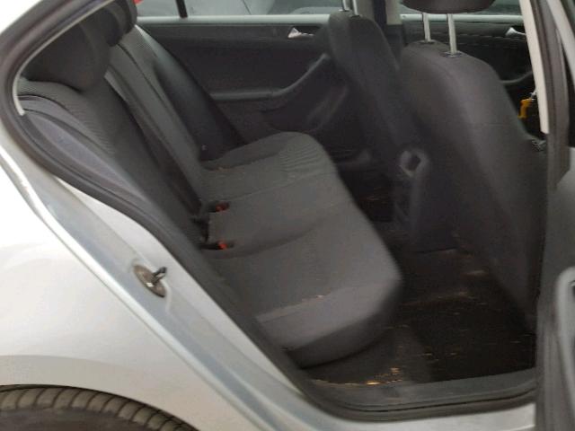 3VW1K7AJ6EM372863 - 2014 VOLKSWAGEN JETTA BASE 银色 照片 6
