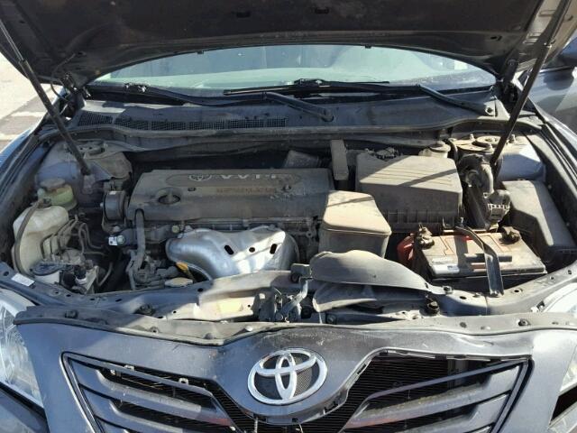 4T1BE46K49U879465 - 2009 TOYOTA CAMRY BASE GRAY photo 7