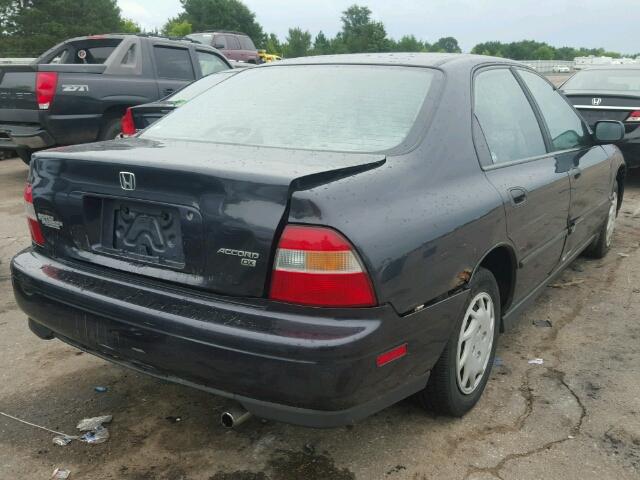 1HGCD5629RA158871 - 1994 HONDA ACCORD DX CHARCOAL photo 4