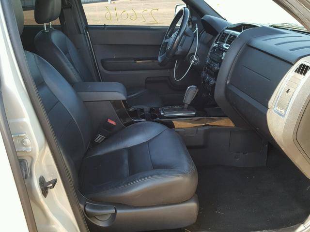 1FMCU94188KC09216 - 2008 FORD ESCAPE LIM SILVER photo 5