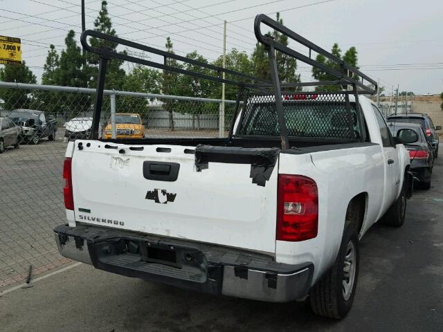 1GCPCPEA0AZ184269 - 2010 CHEVROLET SILVERADO WHITE photo 4