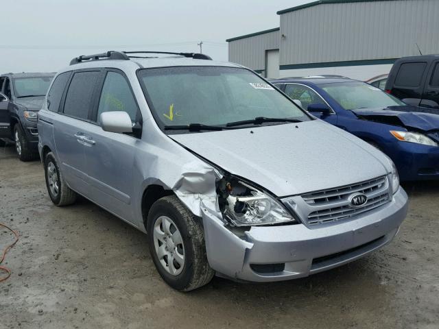 KNDMB133986263961 - 2008 KIA SEDONA SILVER photo 1