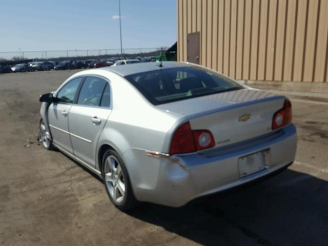 1G1ZG57B49F183932 - 2009 CHEVROLET MALIBU LS SILVER photo 3