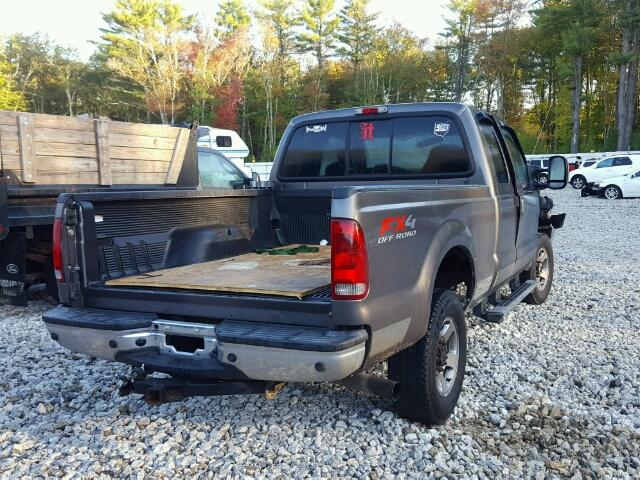 1FTSX21P35EA05666 - 2005 FORD F250 GRAY photo 4