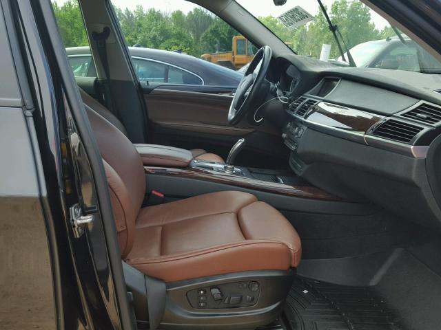 5UXZV4C57CL756952 - 2012 BMW X5 XDRIVE3 BLACK photo 5