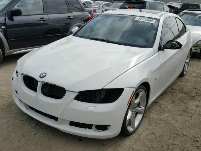 WBAWB73519P045390 - 2009 BMW 335I WHITE photo 2