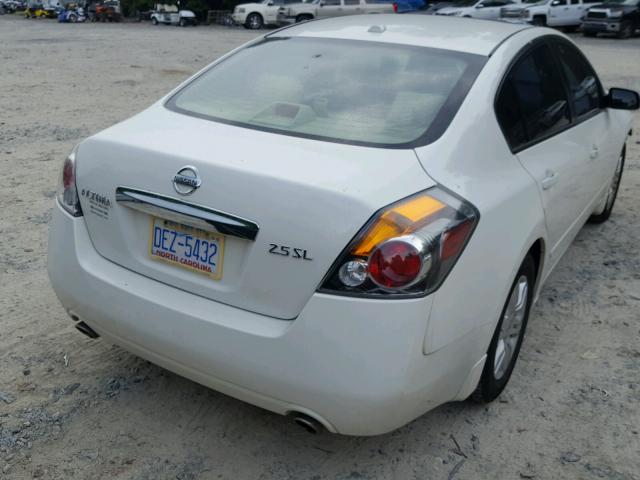 1N4AL2AP2CC247497 - 2012 NISSAN ALTIMA BAS WHITE photo 4